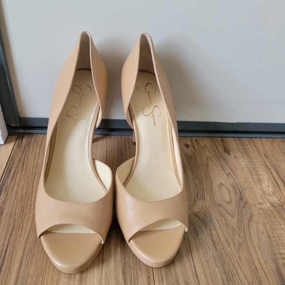 "Brand New" Jessica Simpson D'orsay Beige Leather Pump Size 10 - Picture 8 of 10